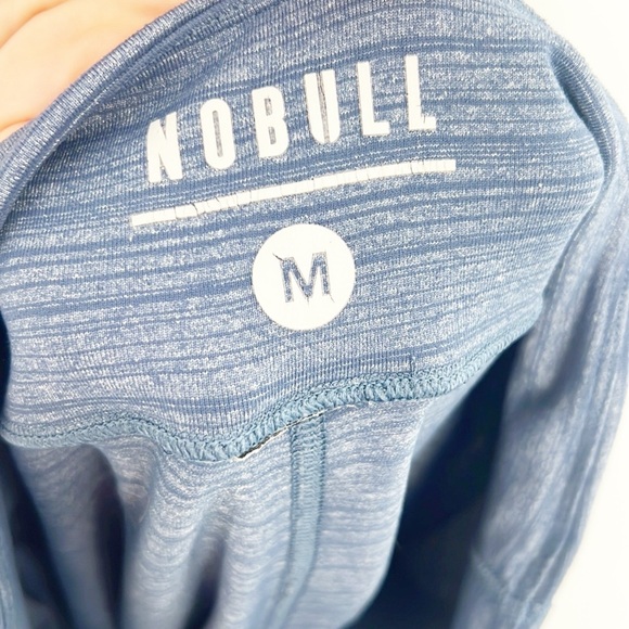 NOBULL Blue Space Dyed Capri Leggings size Medium - Picture 7 of 8